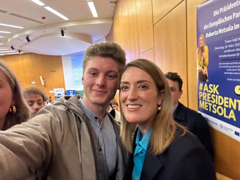 7 Treffen mit EU-Parlamentspräsidentin Roberta Metsola in Wien